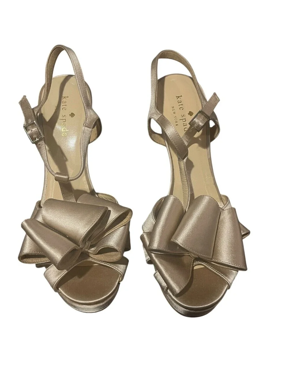 Kate Spade Bow Pumps - size 8